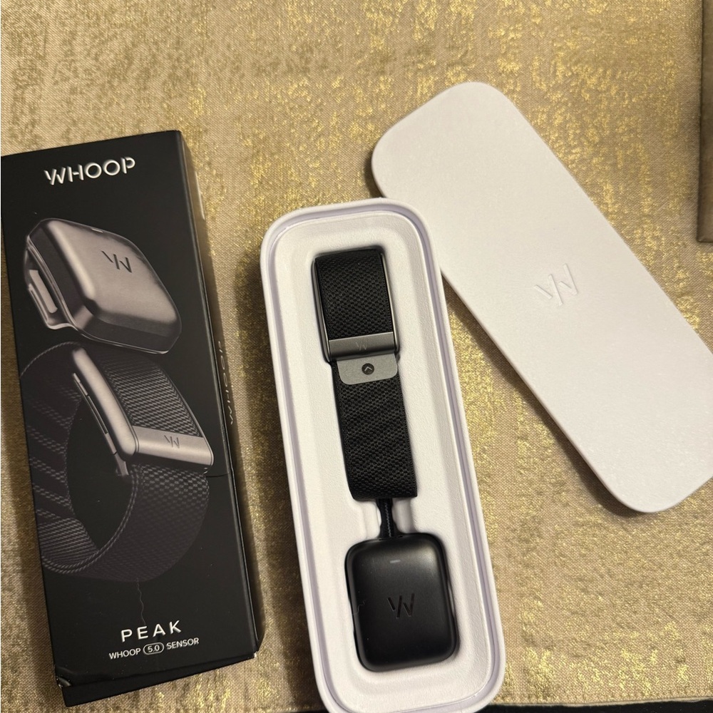 Whoop Black Fitness Tracker Wristband - new never used